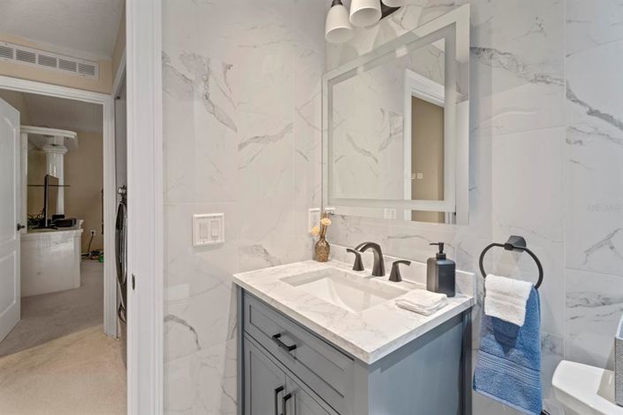 Image No.32-5 Bed Property for sale