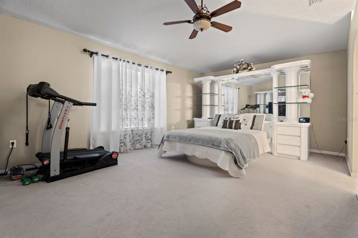 Image No.33-5 Bed Property for sale