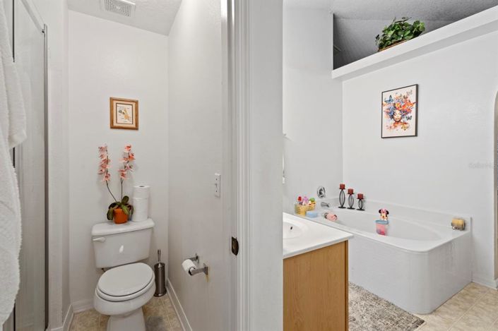 Image No.39-5 Bed Property for sale