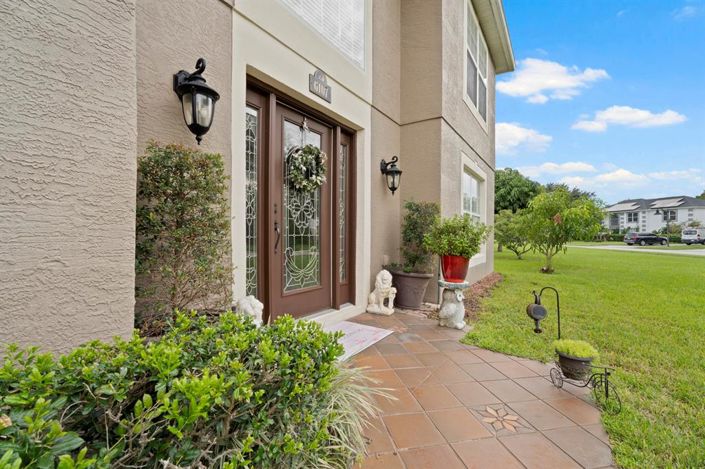 Image No.8-5 Bed Property for sale