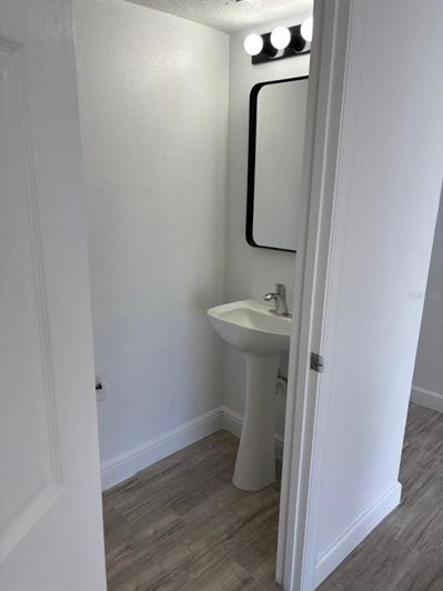 Image No.10-4 Bed House for sale