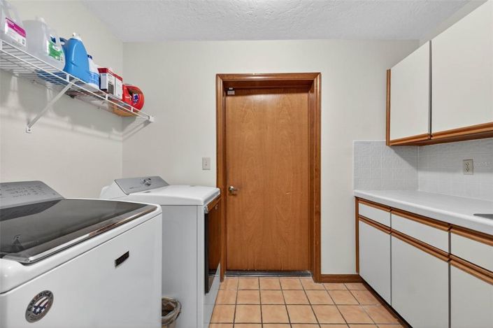 Image No.23-3 Bed Property for sale