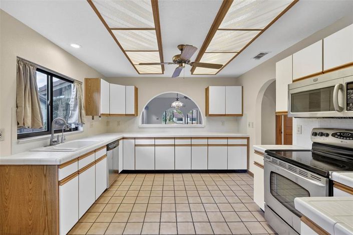 Image No.24-3 Bed House for sale