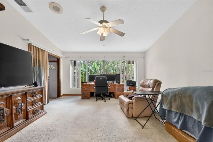 Image No.25-3 Bed Property for sale