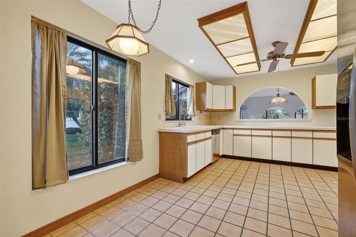 Image No.28-3 Bed House for sale