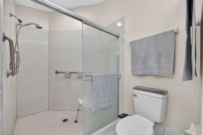 Image No.31-3 Bed Property for sale