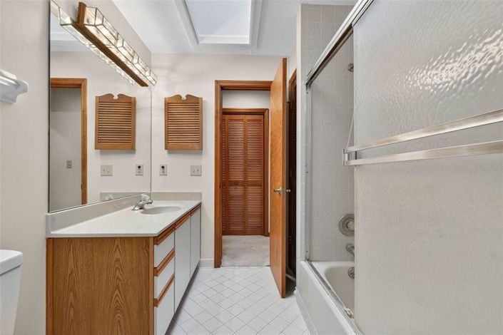 Image No.37-3 Bed Property for sale