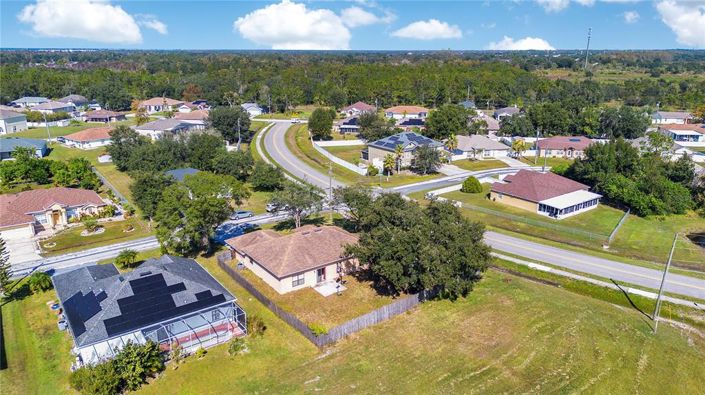 Image No.13-3 Bed Property for sale