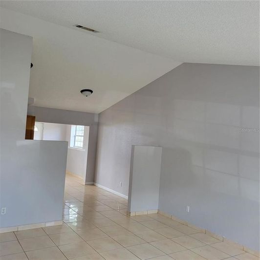 Image No.9-Propriété de 4 chambres à vendre à Kissimmee