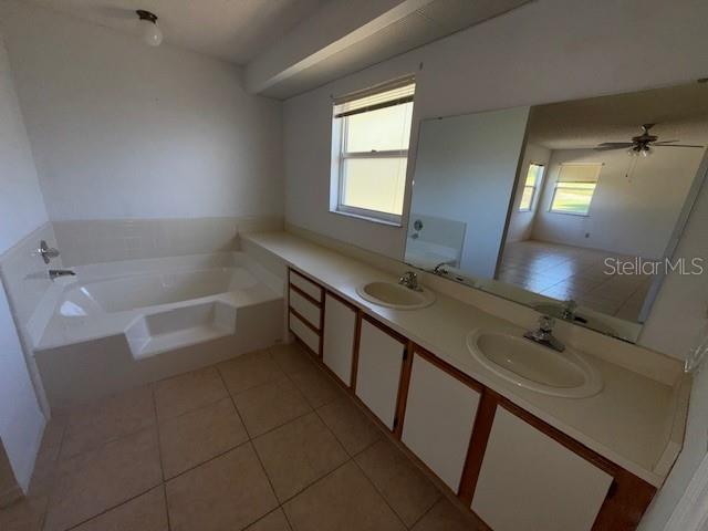 Image No.9-Propriété de 2 chambres à vendre à États-Unis