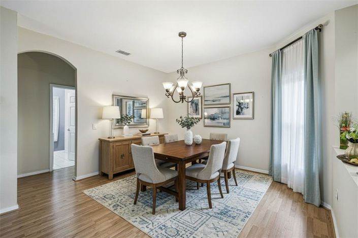 Image No.8-Propriété de 3 chambres à vendre à États-Unis