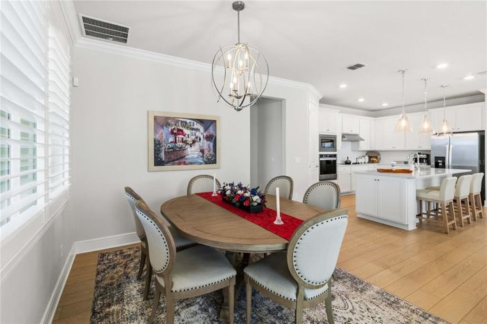 Image No.17-4 Bed Property for sale