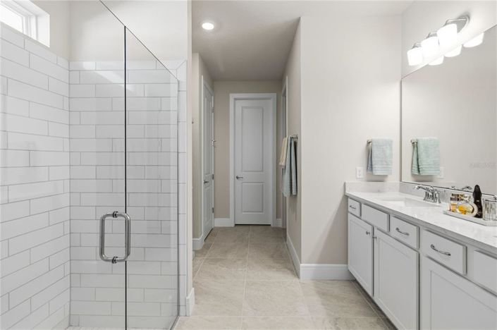 Image No.32-4 Bed Property for sale