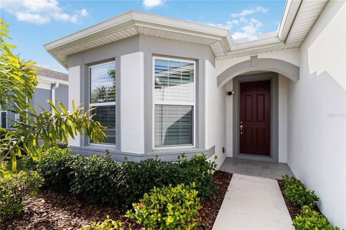 Image No.4-4 Bed Property for sale