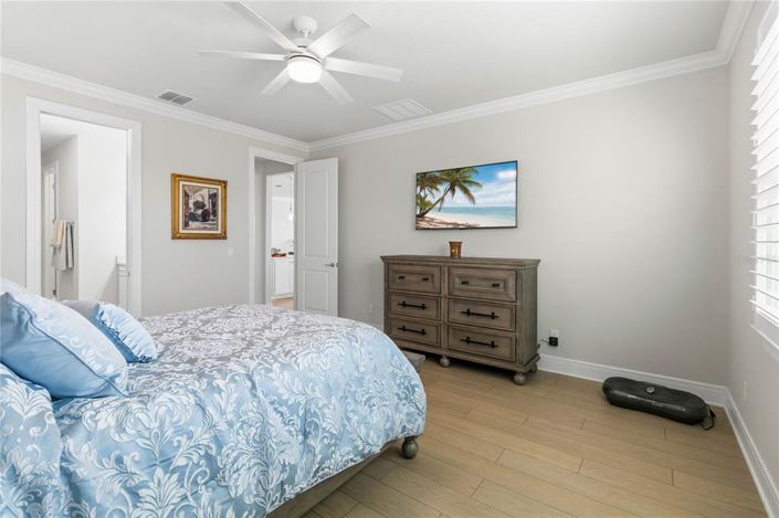 Image No.41-4 Bed Property for sale