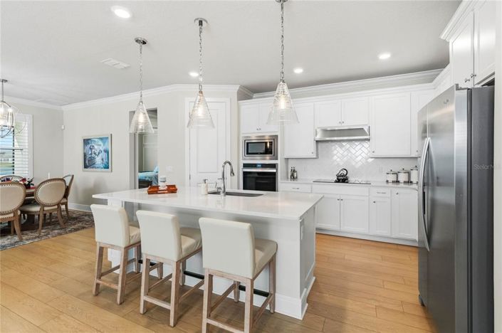 Image No.6-4 Bed Property for sale