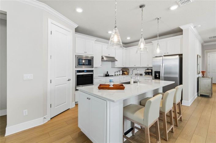 Image No.8-4 Bed Property for sale