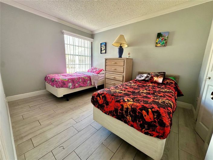 Image No.10-3 Bed Property for sale