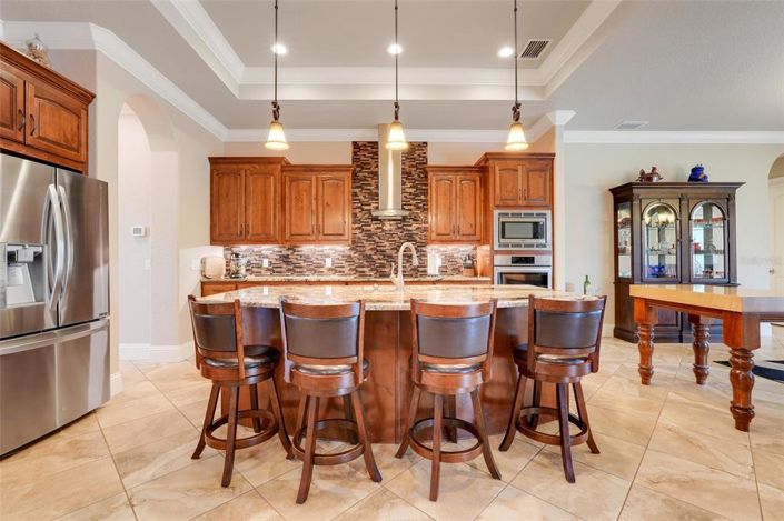 Image No.18-3 Bed Property for sale