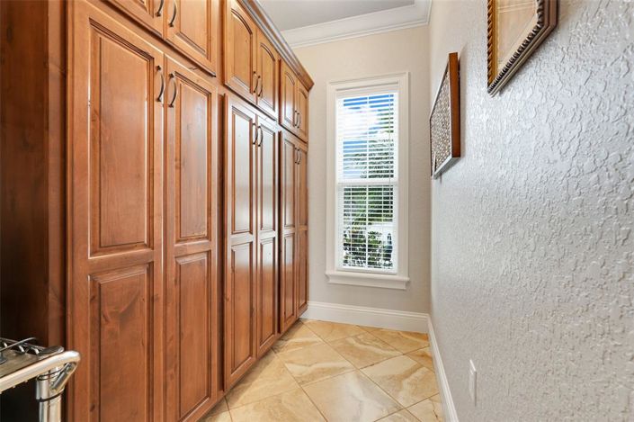 Image No.29-3 Bed Property for sale