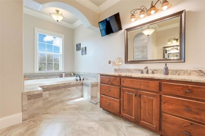 Image No.30-3 Bed House for sale