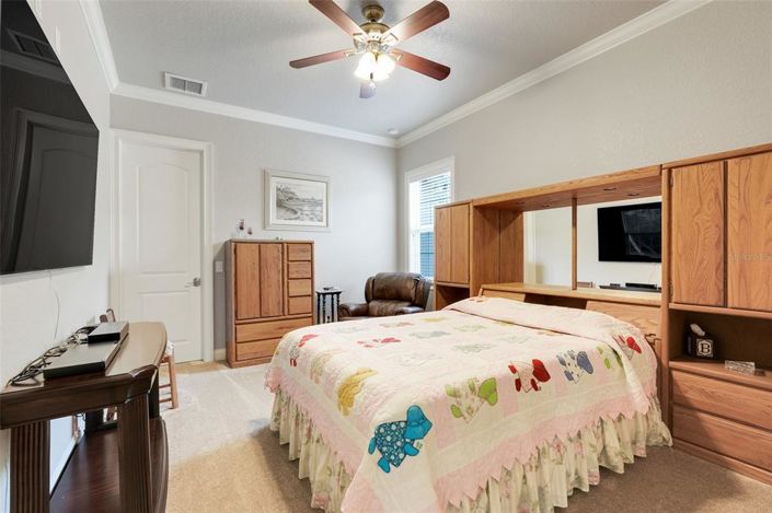 Image No.40-3 Bed Property for sale