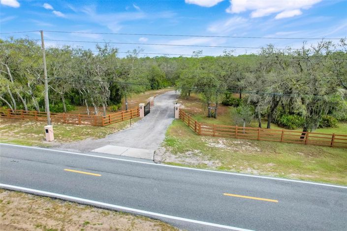 Image No.8-3 Bed Property for sale