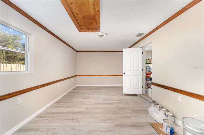 Image No.12-3 Bed Property for sale