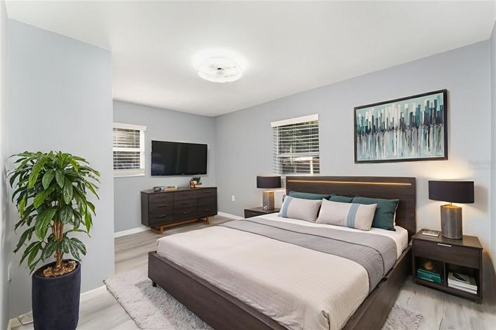 Image No.23-3 Bed Property for sale