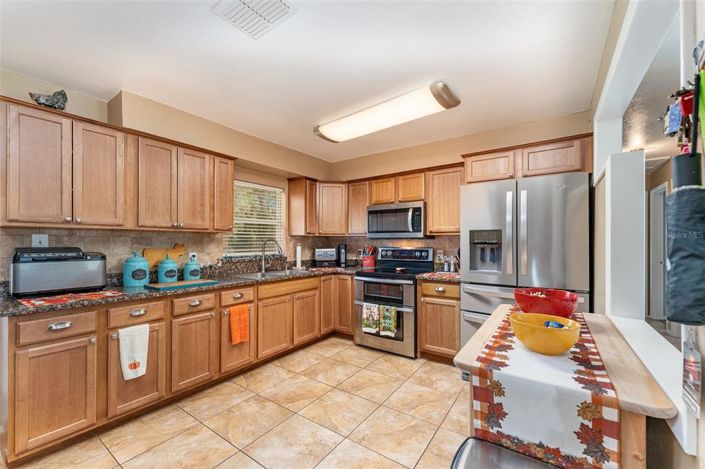 Image No.4-3 Bed Property for sale