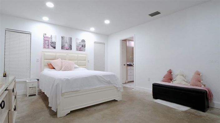 Image No.8-Propriété de 3 chambres à vendre à États-Unis