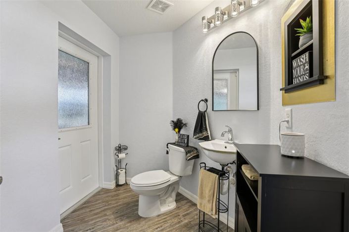 Image No.23-Propriété de 4 chambres à vendre à États-Unis