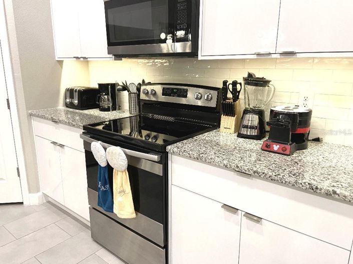 Image No.10-4 Bed Townhouse for sale