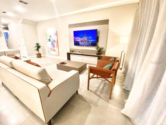 Image No.16-4 Bed Townhouse for sale