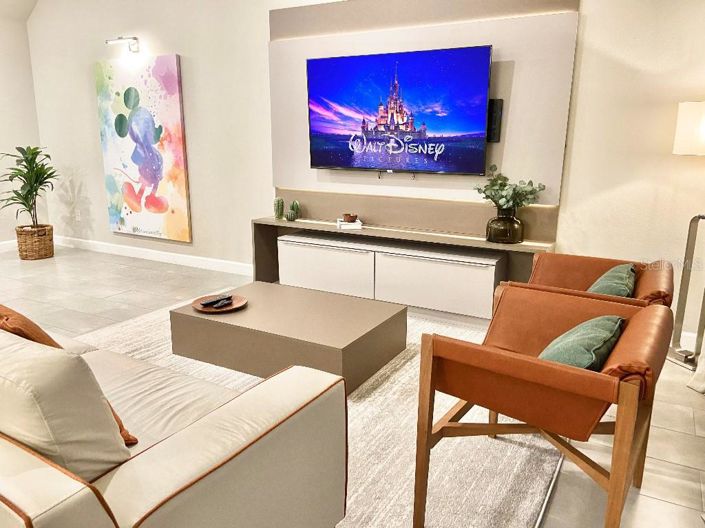 Image No.17-4 Bed Townhouse for sale