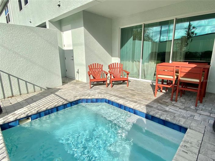 Image No.19-4 Bed Townhouse for sale