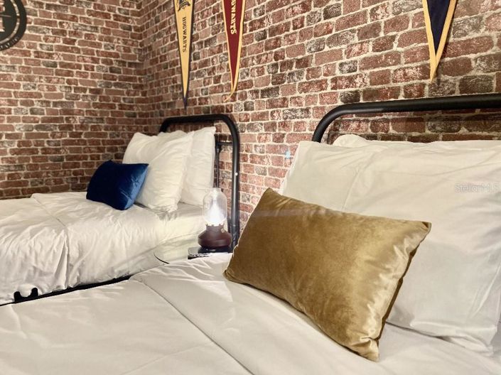 Image No.36-4 Bed Townhouse for sale