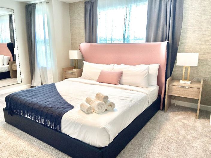 Image No.37-4 Bed Townhouse for sale