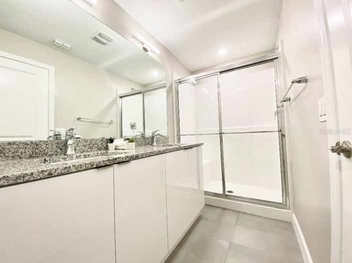 Image No.9-4 Bed Townhouse for sale