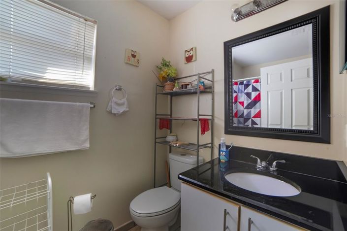 Image No.22-4 Bed Property for sale