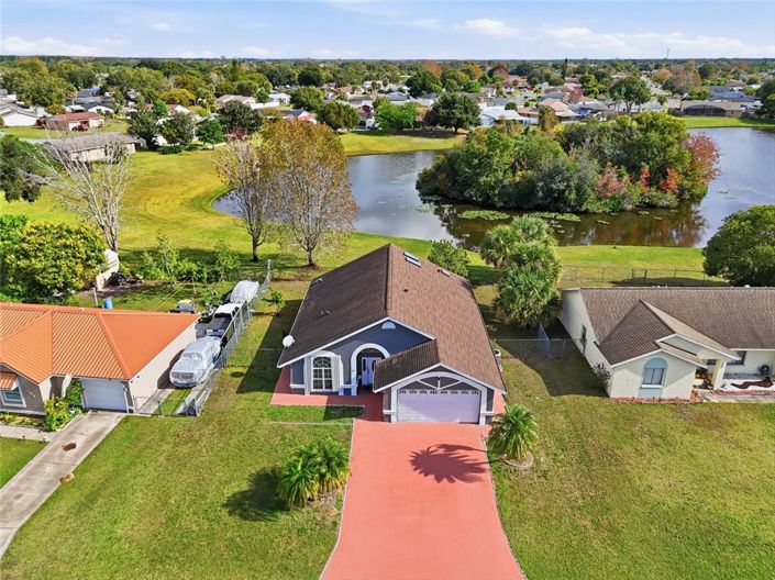 Image No.2-Propriété de 3 chambres à vendre à Kissimmee