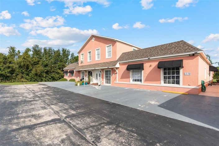 Image No.14-4 Bed Property for sale