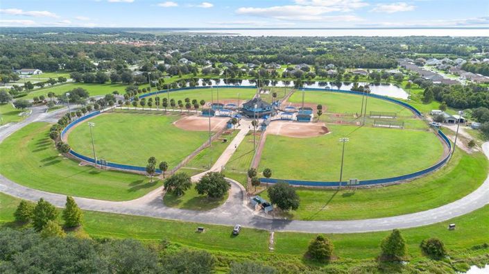 Image No.19-4 Bed Property for sale