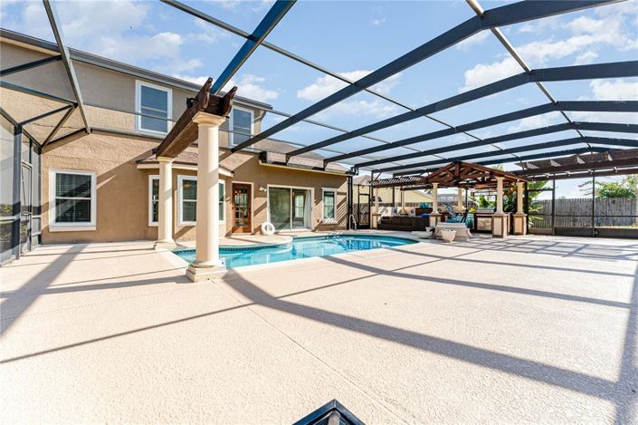 Image No.16-4 Bed Property for sale