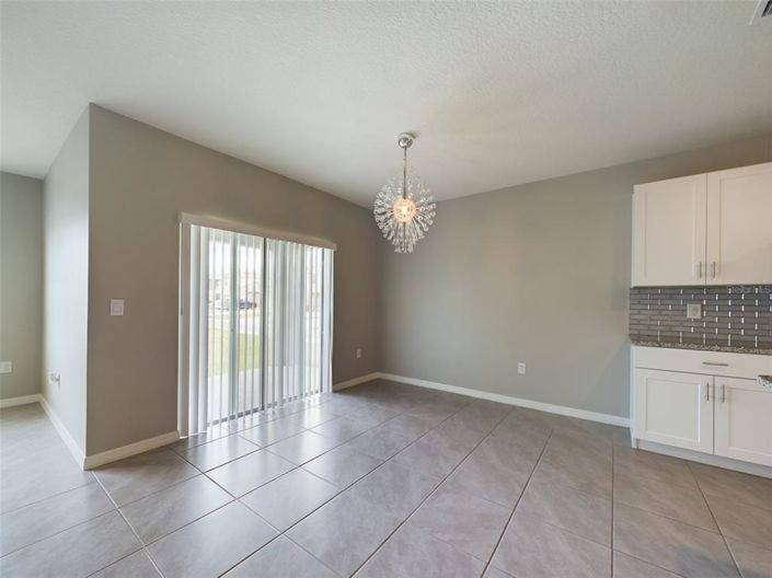 Image No.10-4 Bed Property for sale