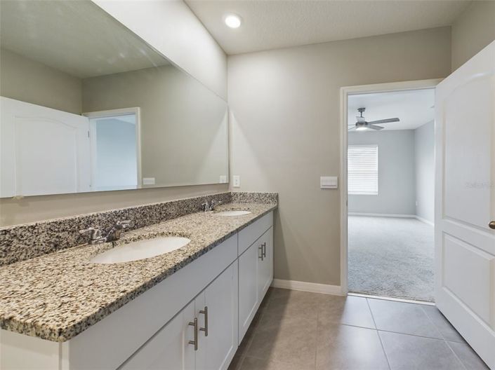 Image No.25-4 Bed Property for sale