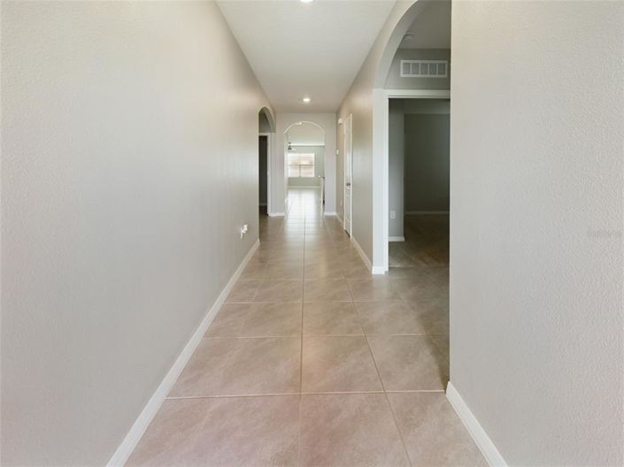 Image No.5-4 Bed Property for sale