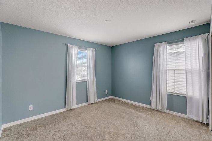 Image No.20-5 Bed Property for sale