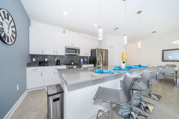 Image No.3-4 Bed Townhouse for sale