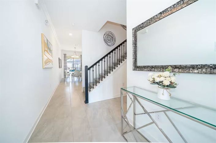 Image No.9-4 Bed Townhouse for sale